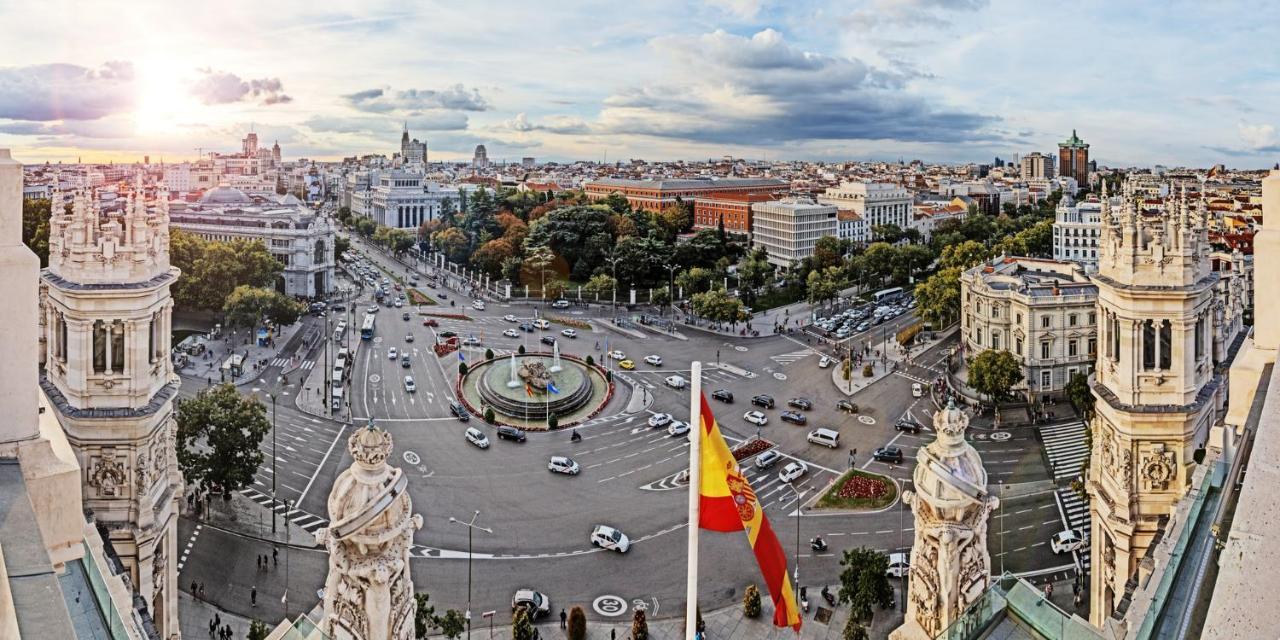 Bookingham ★Apartaments & Suites Madrid Luaran gambar