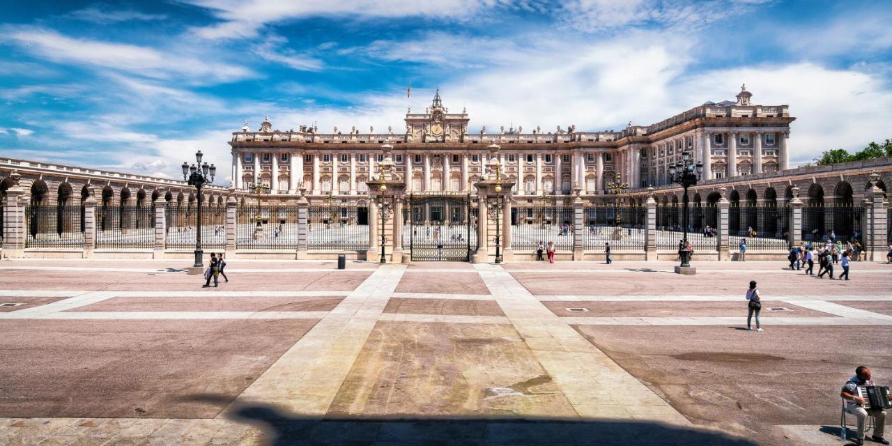 Bookingham ★Apartaments & Suites Madrid Luaran gambar